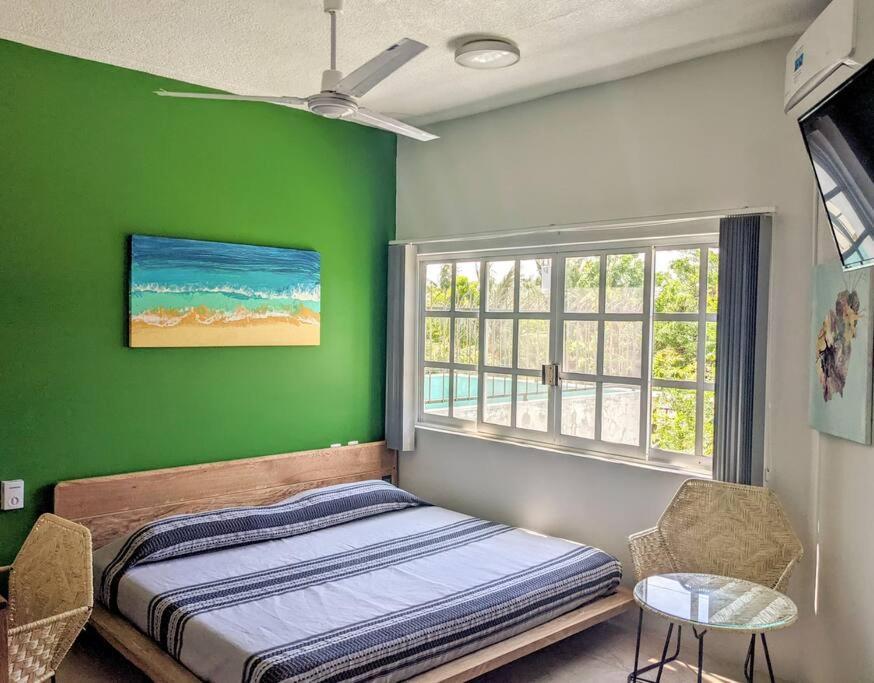 Studio -Trees At Mikasa- Near Beach, Pool, Fast Wifi, Ac & King Bed ปูแอร์โตเอสกอนดิโด ภายนอก รูปภาพ